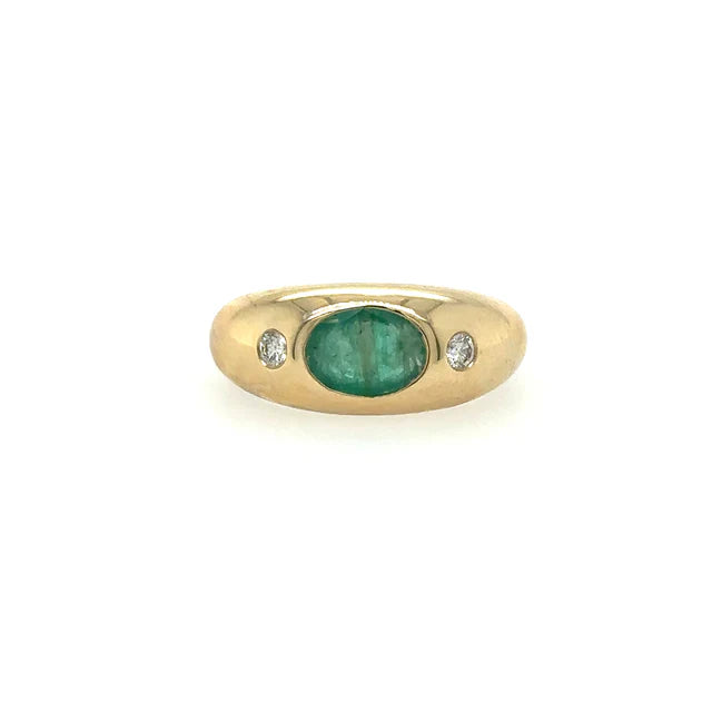 14KT YELLOW GOLD RING WITH EMERALD AND DIAMONDS