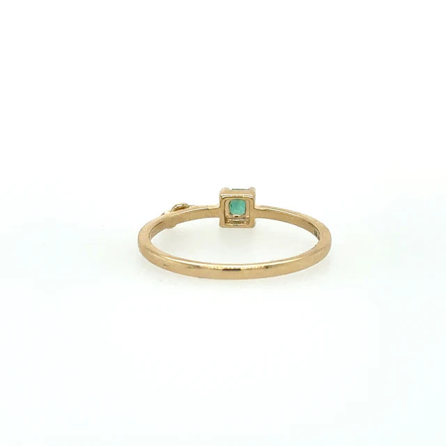 14KT YELLOW GOLD EMERALD RING WITH DIAMONDS
