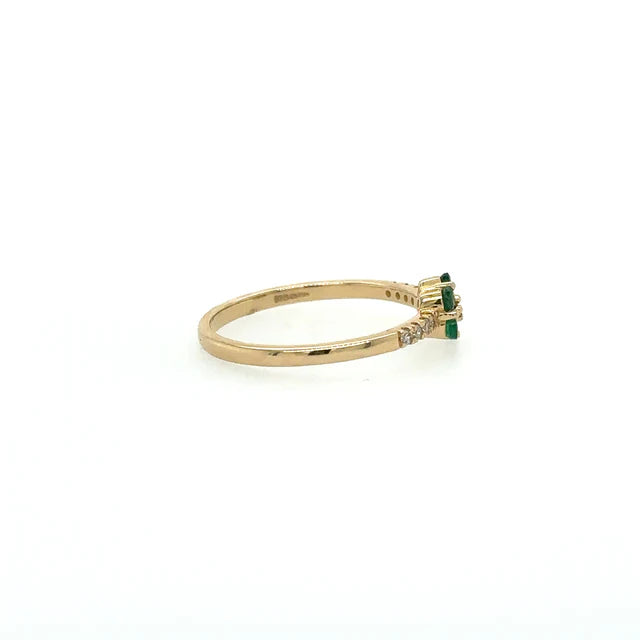 14KT YELLOW GOLD EMERALD RING WITH DIAMONDS