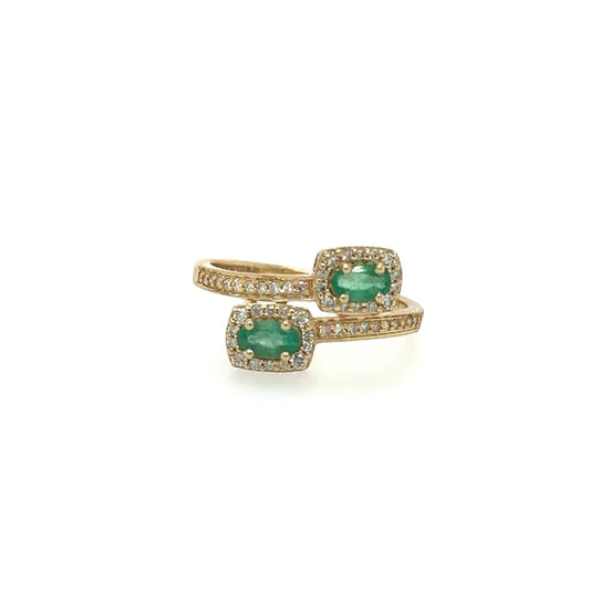 YELLOW GOLD EMERALD RING WITH DIAMONDS
