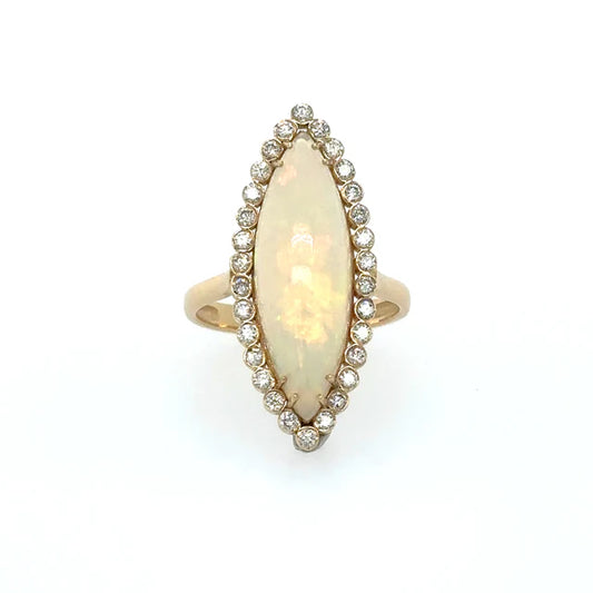 YELLOW GOLD OPAL RING WITH DIAMONDS
