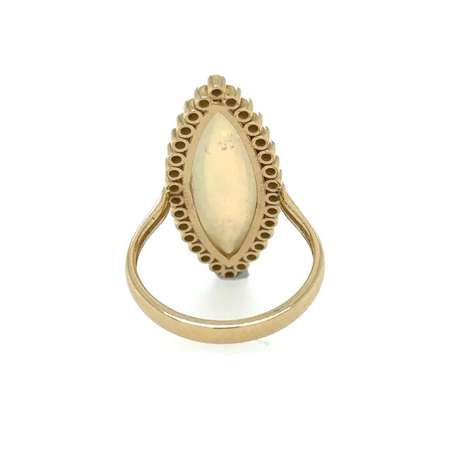 YELLOW GOLD OPAL RING WITH DIAMONDS